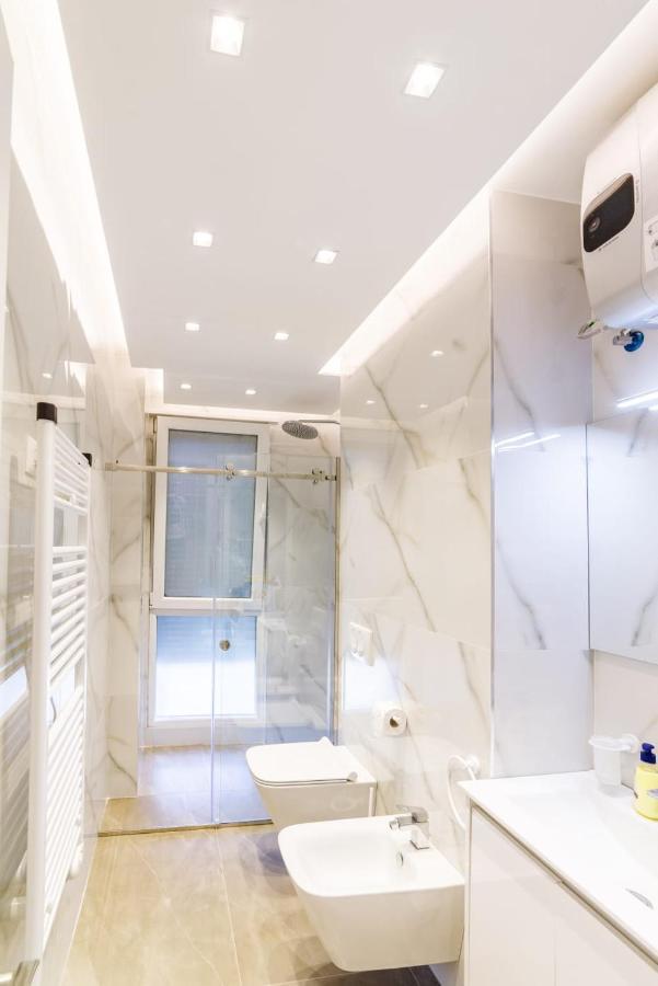 Luxury In Apartment *